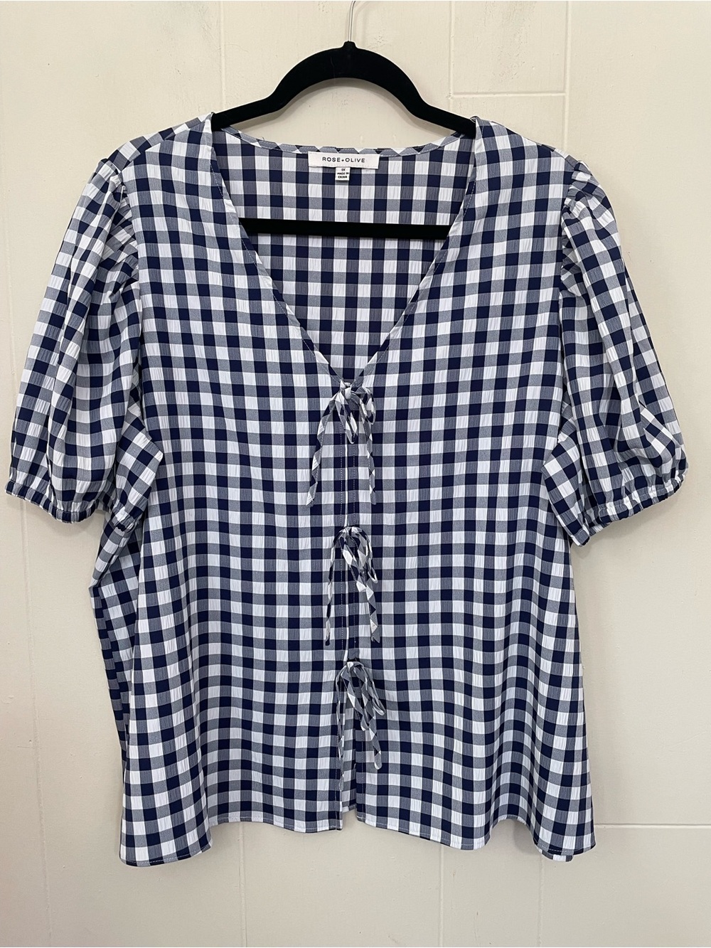 Rose & Olive Short Sleeve Gingham Top Size 1X Tie Front Puff Sleeve Cottage